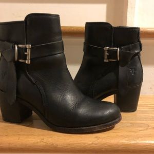 Frye All Leather Booties - 6M - Black